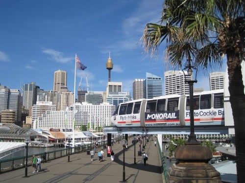 Sydney monorail at Darling Harbour